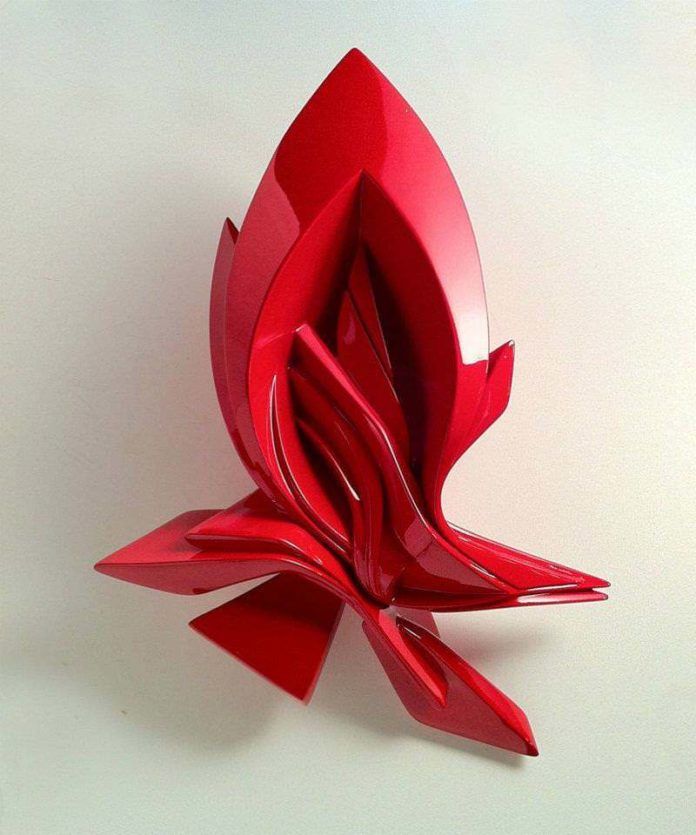 Small Glimpse, 2012, made out of plastic by 3D graffiti artist Peeta